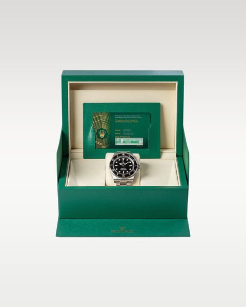 Rolex Submariner 124060